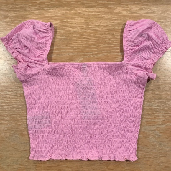 H&M Tops - Baby Pink Smocked Crop Top